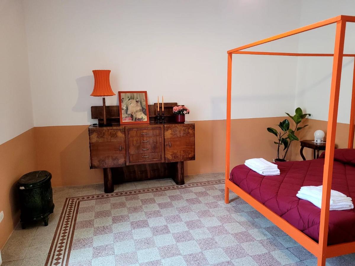 Charming With Balcony In The Historic Center Napoli