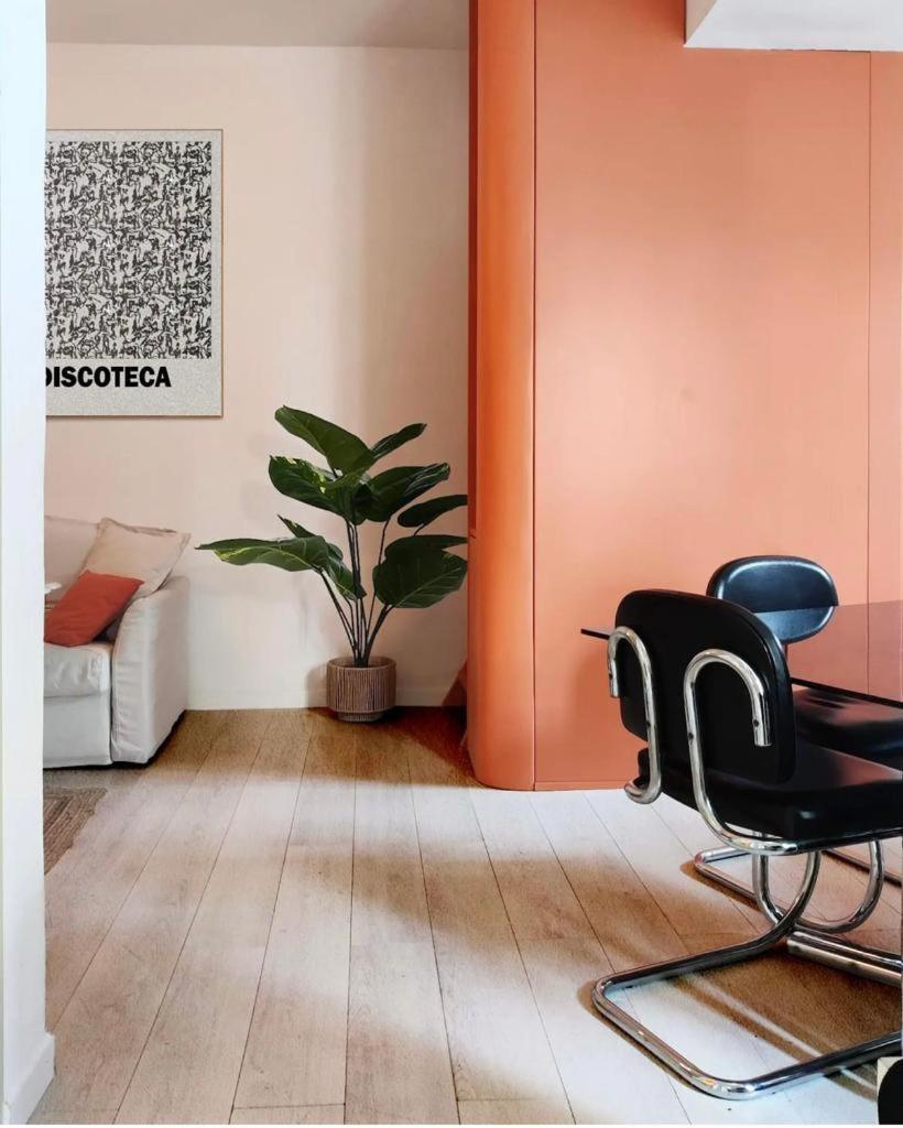 Charming With Balcony In The Historic Center Appartamento *
